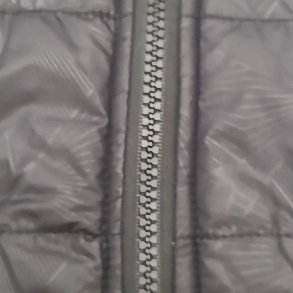NWT Friends Furever Pet Apparel,Black Puffer Coat with Paw Print, Size Small - Picture 7 of 9